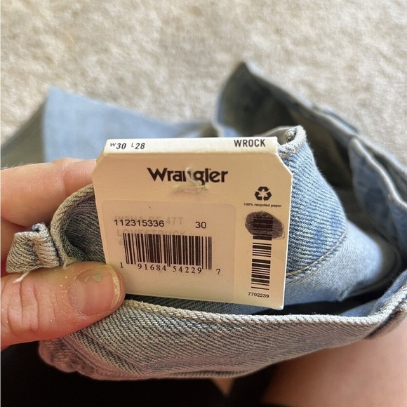 NWT Wrangler Jeans Womens 30x28 Blue Denim WRock 672 High Rise Kick Flare - Picture 12 of 14